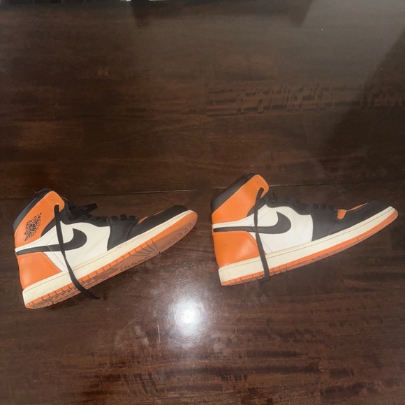 Jordan Other - Nike Jordan 1 retro high og shattered backboard